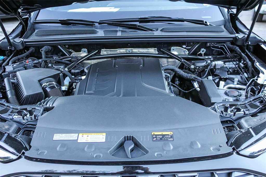 Thumbnail: 2025 Audi Q5 - 26