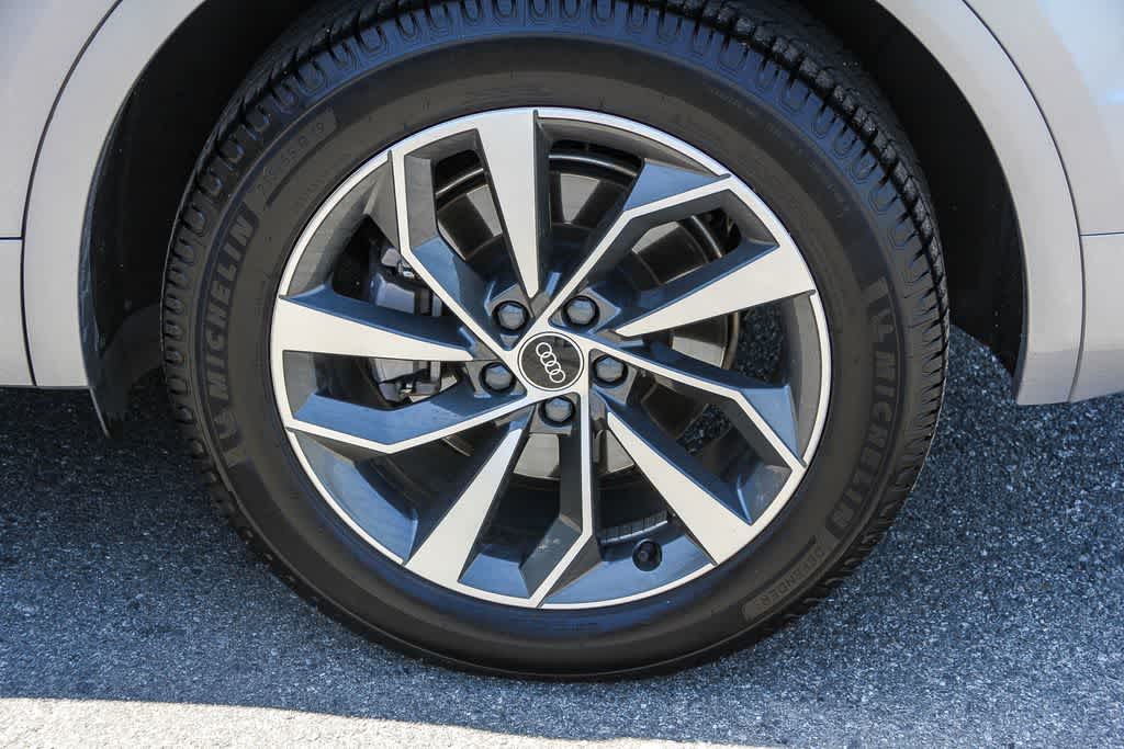 Thumbnail: 2022 Audi Q5 - 9