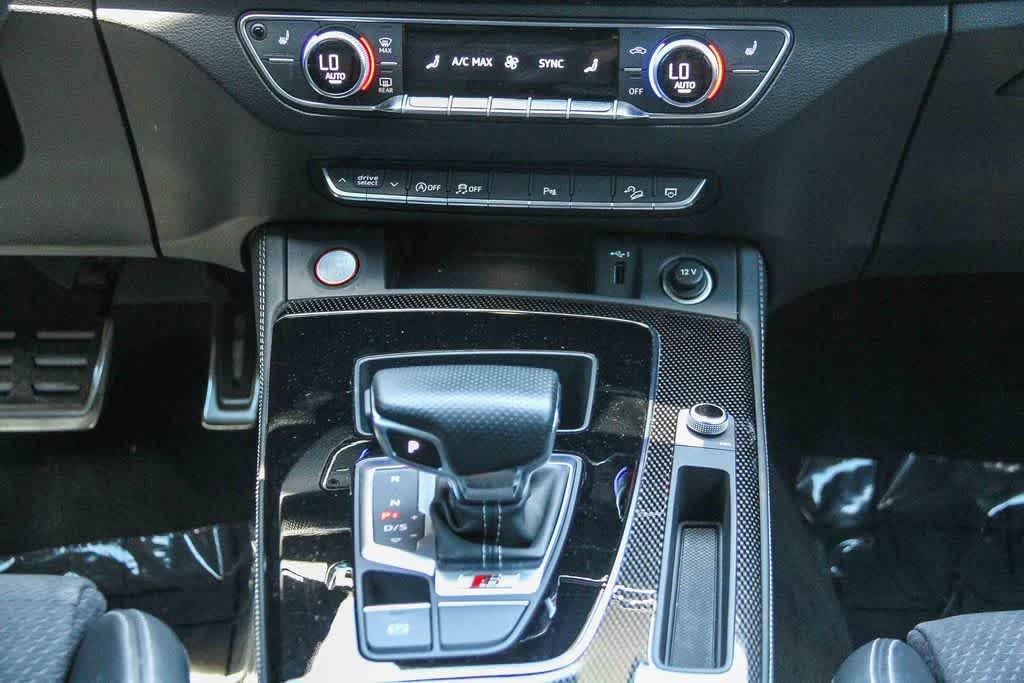Thumbnail: 2023 Audi SQ5 - 14