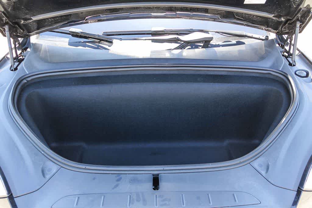 Thumbnail: 2022 Tesla Model X - 28