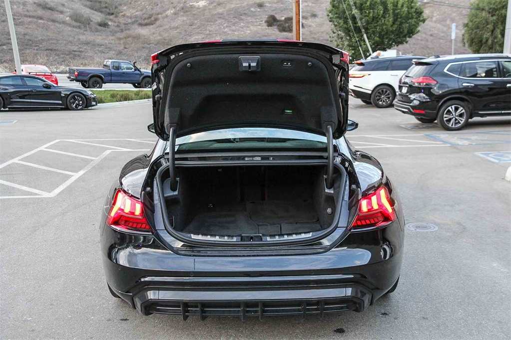 Thumbnail: 2024 Audi RS e-tron GT - 27