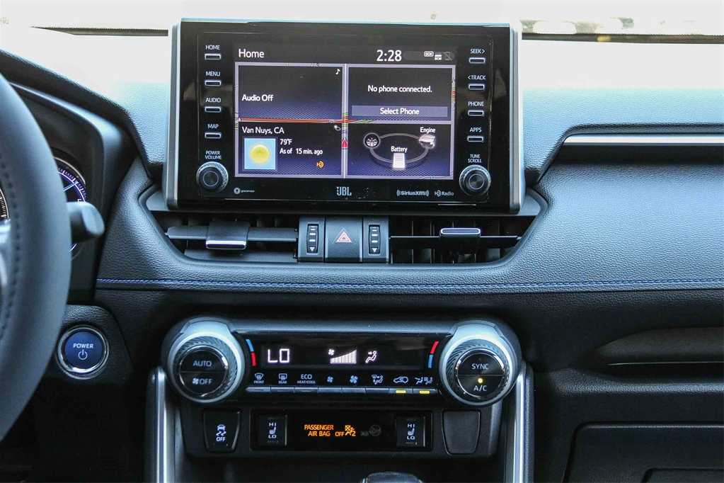 Thumbnail: 2019 Toyota RAV4 - 14