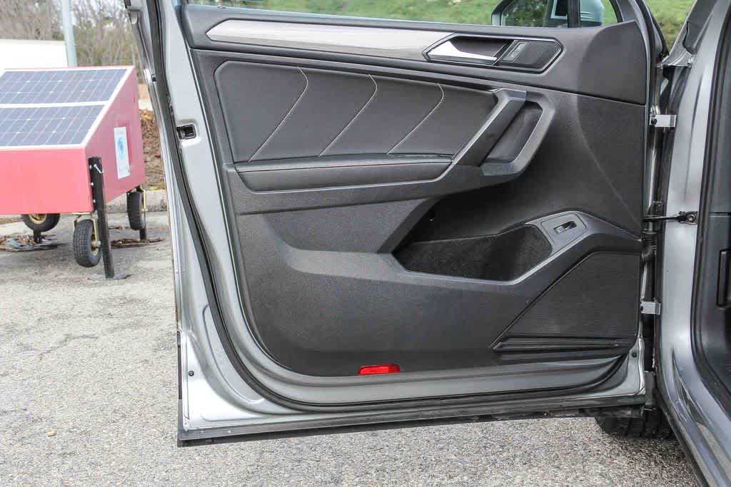 Thumbnail: 2022 Volkswagen Tiguan - 22