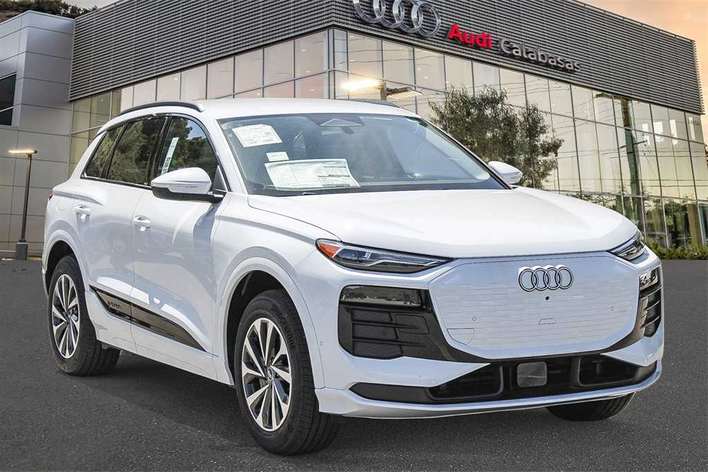 2025 Audi Q6 E-tron Premium photo 3