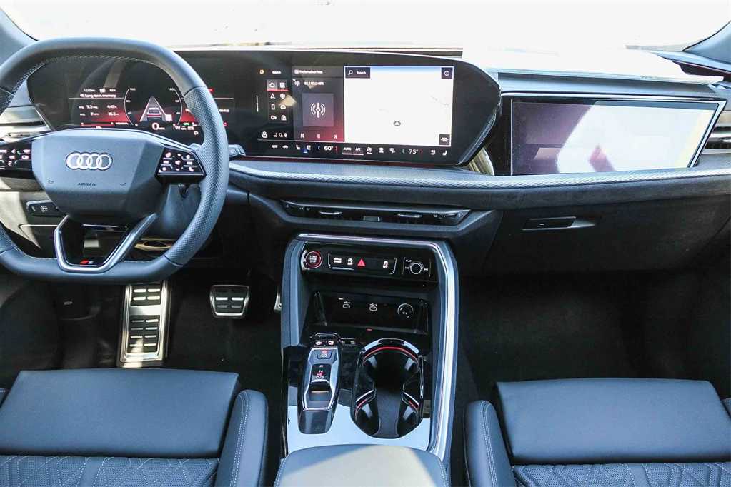 Thumbnail: 2025 Audi SQ5 - 13