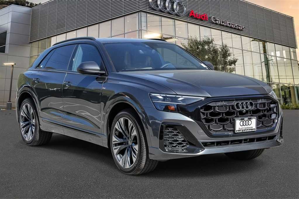 Thumbnail: 2026 Audi Q8 - 5