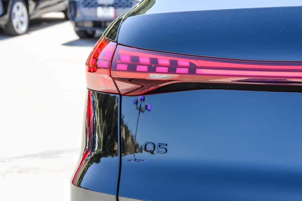 Thumbnail: 2025 Audi Q5 - 11