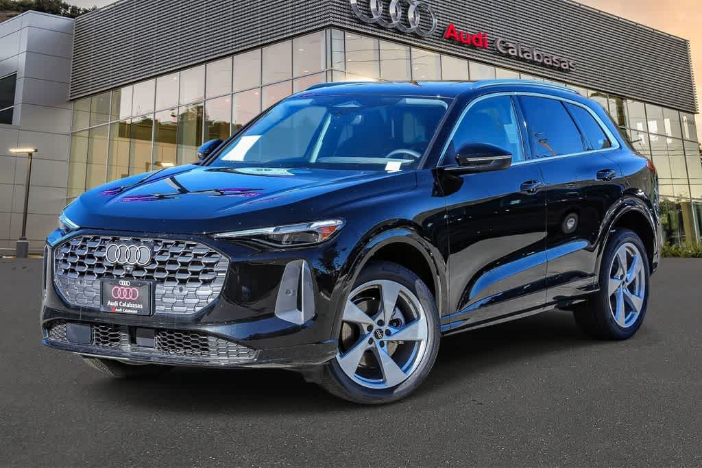 Thumbnail: 2025 Audi Q5 - 1