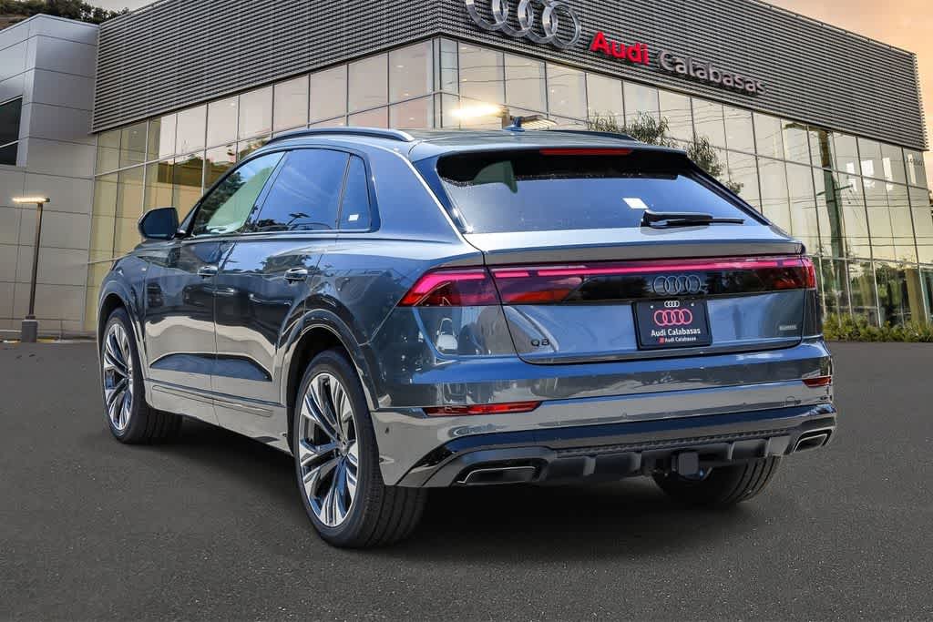 Thumbnail: 2026 Audi Q8 - 2