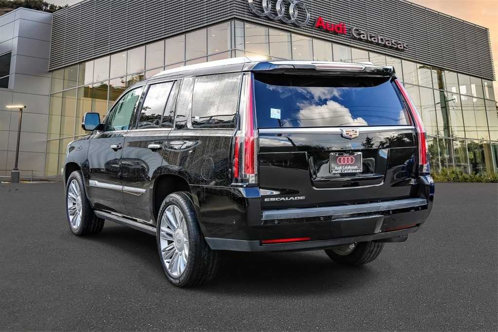 Thumbnail: 2017 Cadillac Escalade - 2