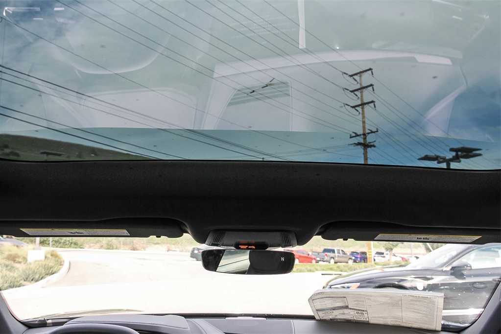 Thumbnail: 2026 Audi e-tron GT - 12