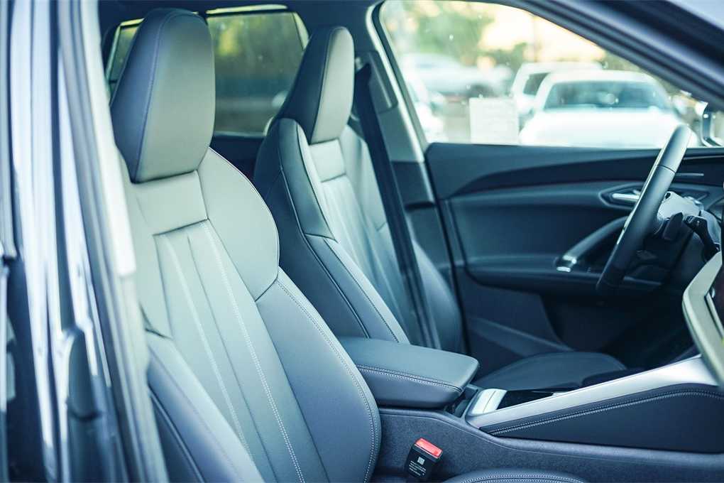 Thumbnail: 2025 Audi Q5 - 17