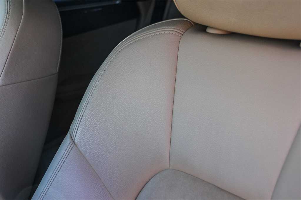 Thumbnail: 2018 Porsche Macan - 24