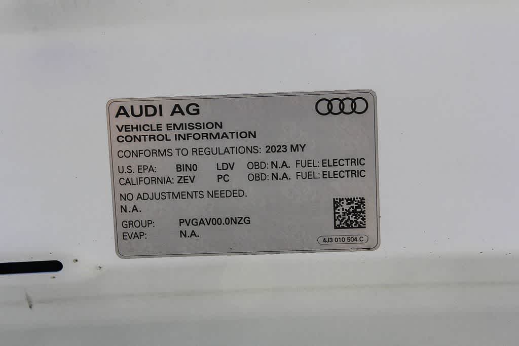 Thumbnail: 2023 Audi e-tron GT - 28
