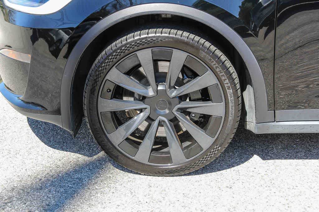 Thumbnail: 2022 Tesla Model X - 9