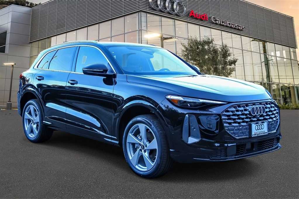 Thumbnail: 2025 Audi Q5 - 5