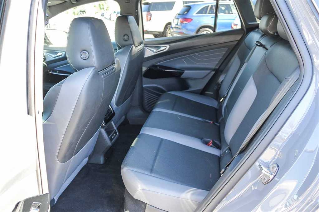 Thumbnail: 2023 Volkswagen ID.4 - 17