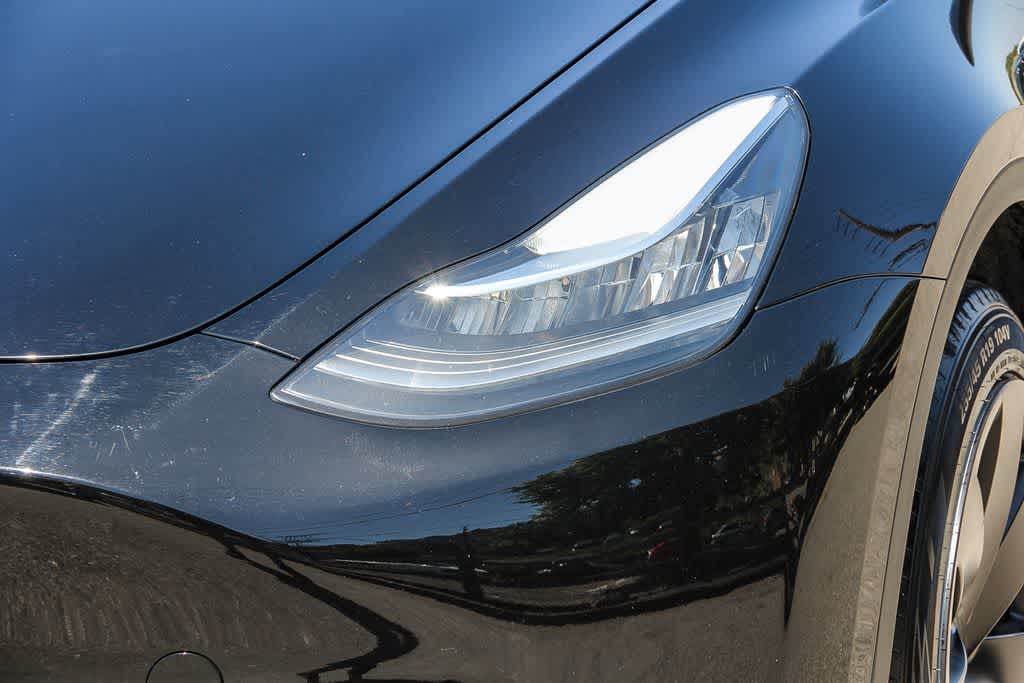 Thumbnail: 2023 Tesla Model Y - 7