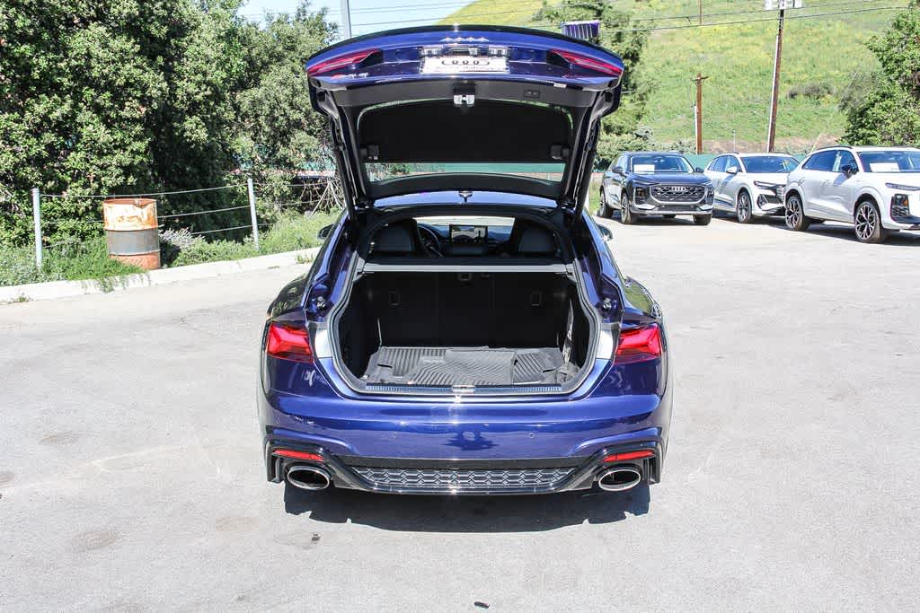 Thumbnail: 2022 Audi RS 5 - 26