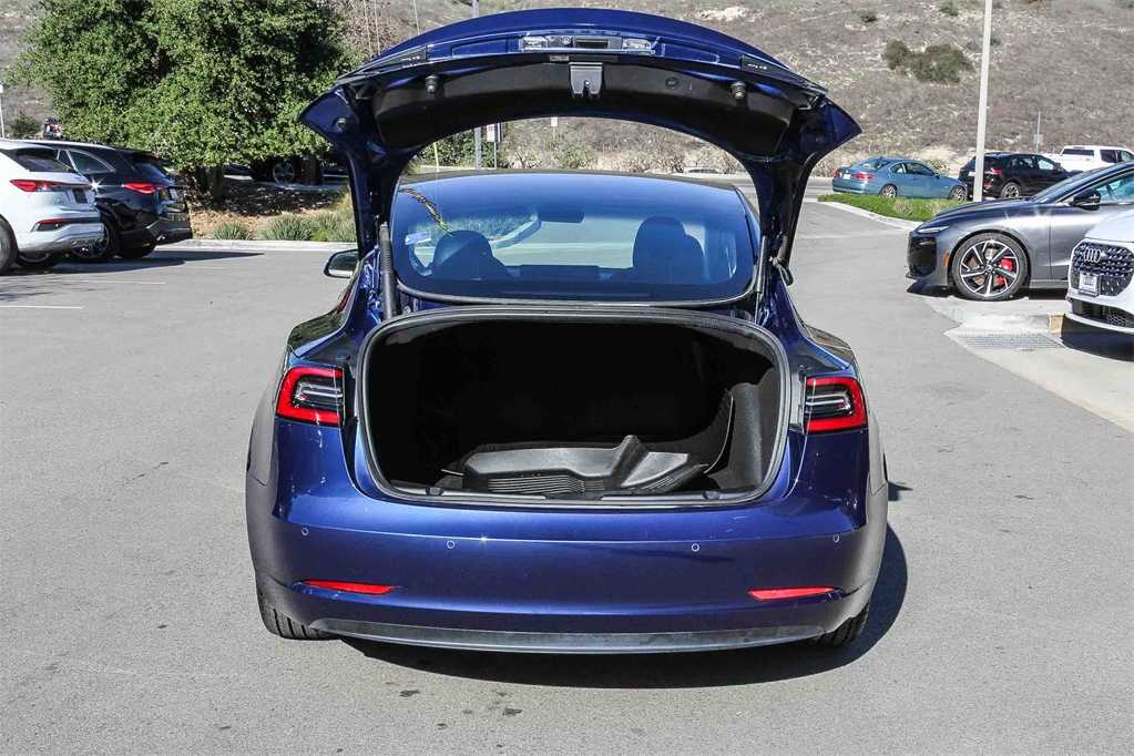 Thumbnail: 2021 Tesla Model 3 - 26