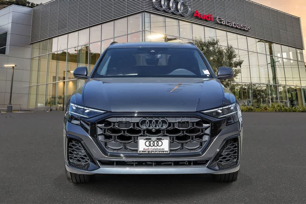 Thumbnail: 2026 Audi Q8 - 6
