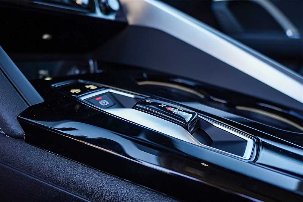 Thumbnail: 2025 Audi Q5 - 25