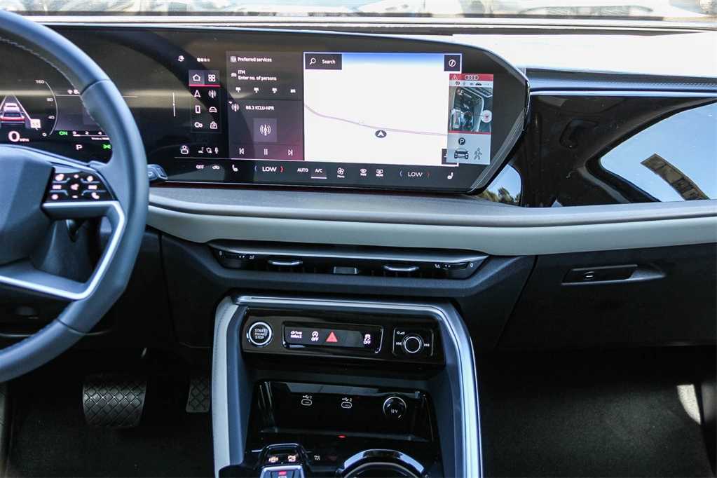 Thumbnail: 2025 Audi Q5 - 14