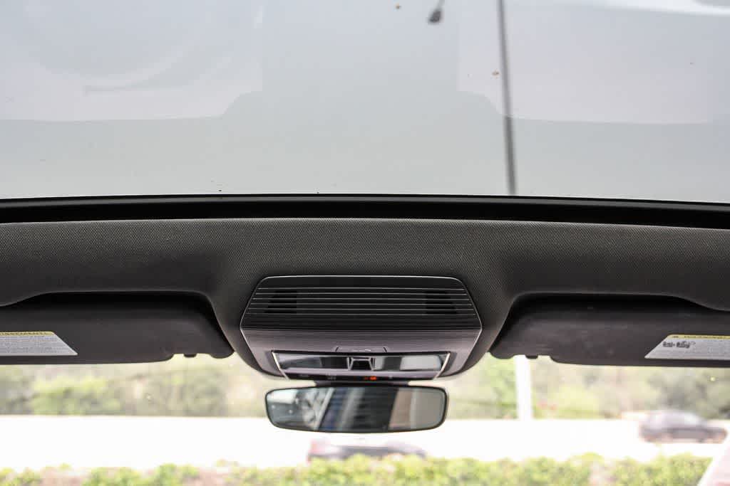 Thumbnail: 2022 Volkswagen ID.4 - 12