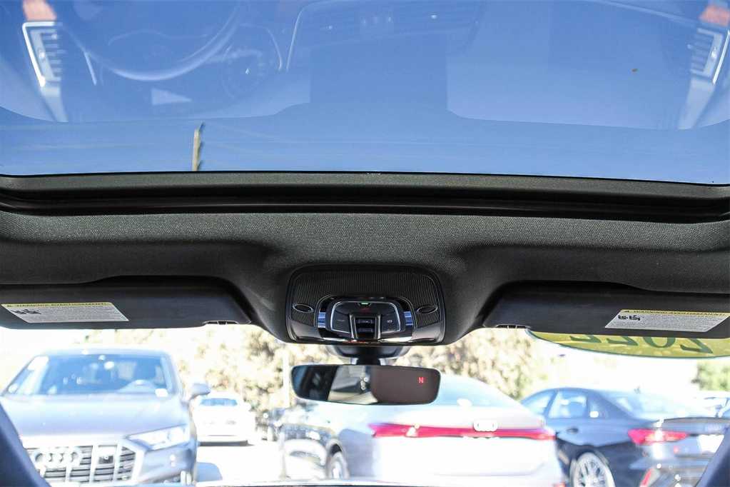 Thumbnail: 2022 Audi Q5 - 12