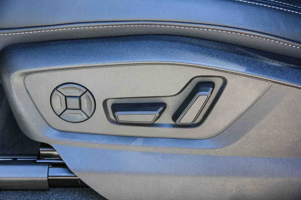 Thumbnail: 2026 Audi Q7 - 21