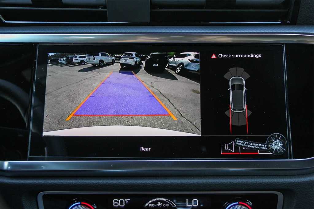 Thumbnail: 2025 Audi Q3 - 23