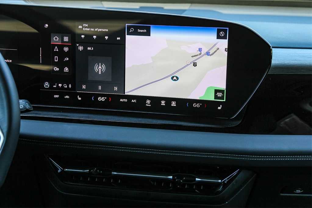 Thumbnail: 2025 Audi Q6 e-tron - 14