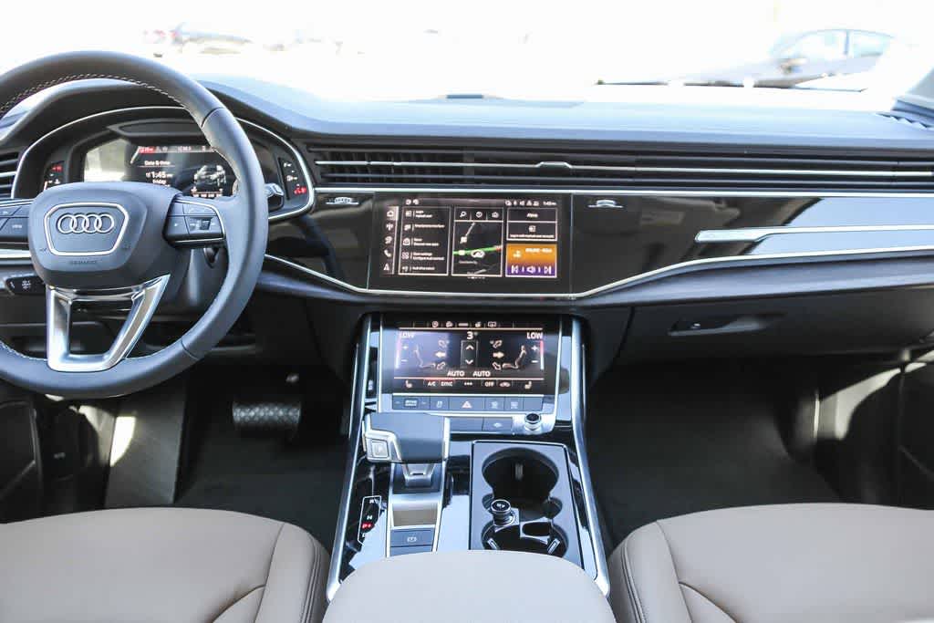 Thumbnail: 2026 Audi Q7 - 13
