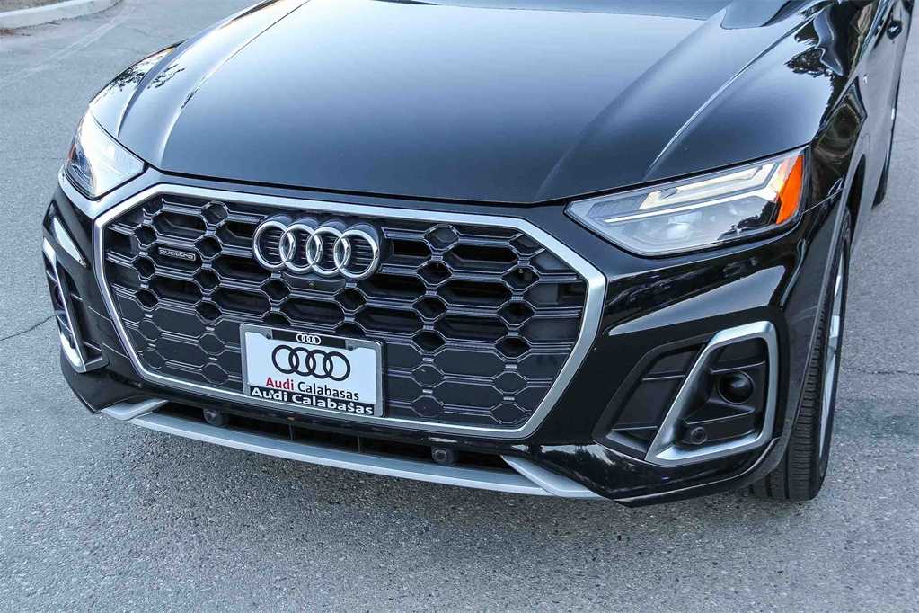 Thumbnail: 2022 Audi Q5 - 8