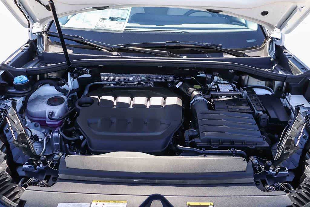 Thumbnail: 2026 Audi Q3 - 36