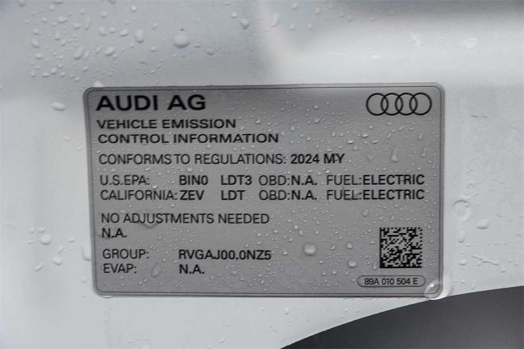 Thumbnail: 2024 Audi Q4 e-tron - 28