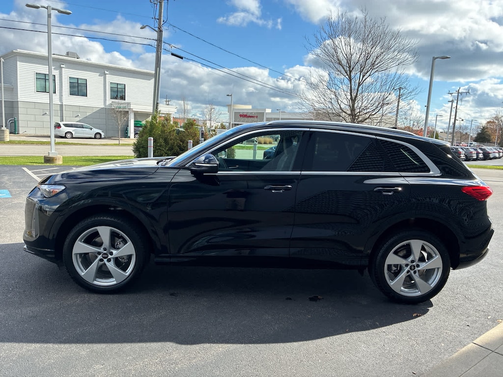 New 2025 Audi Q5 Premium Plus SUV