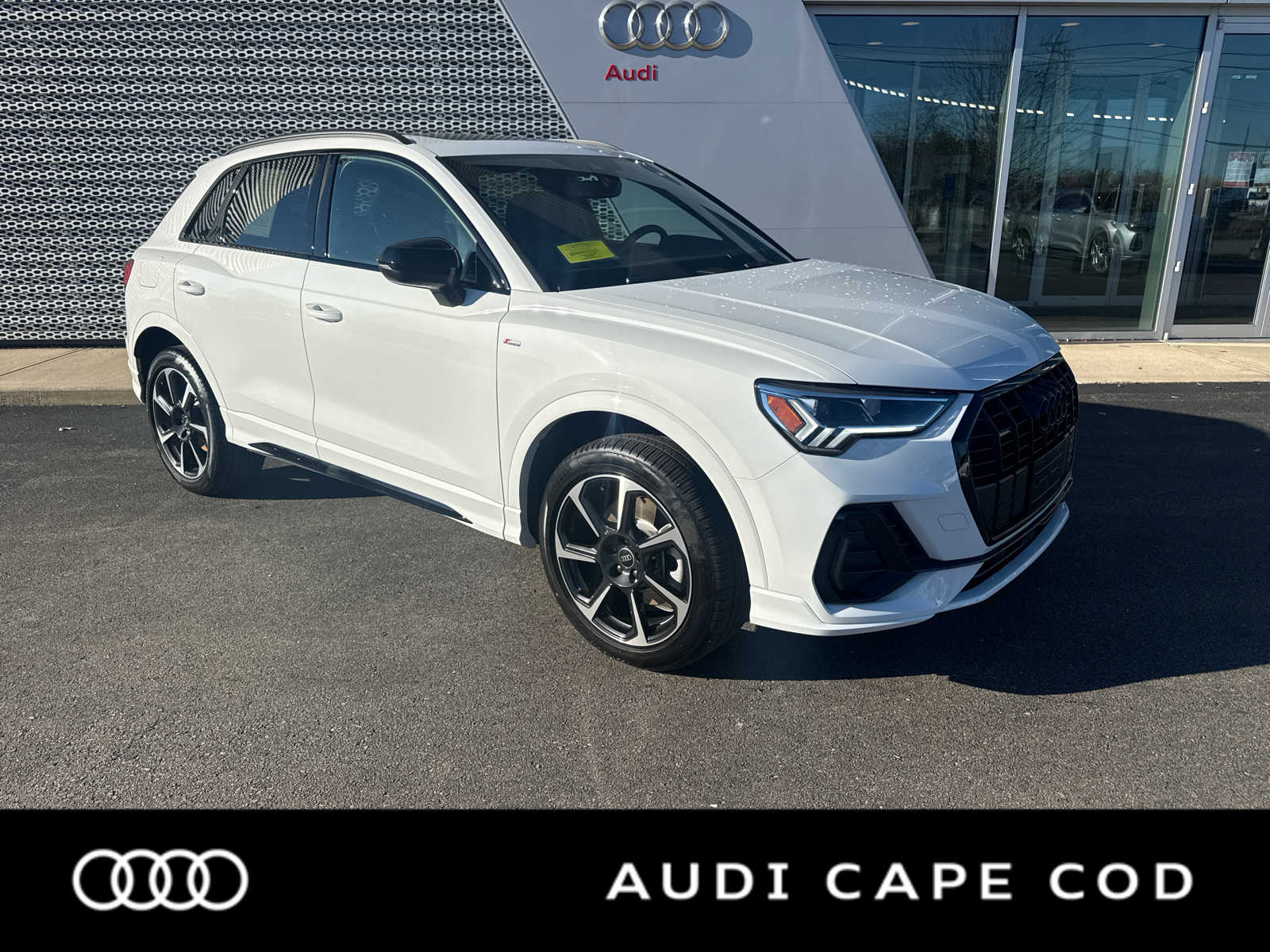 2025 Audi Q3 S Line Premium Plus's photo