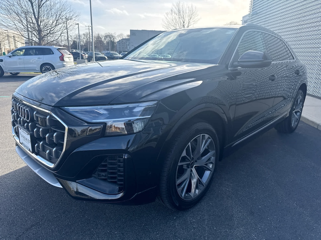 Used 2025 Audi Q8 Premium SUV