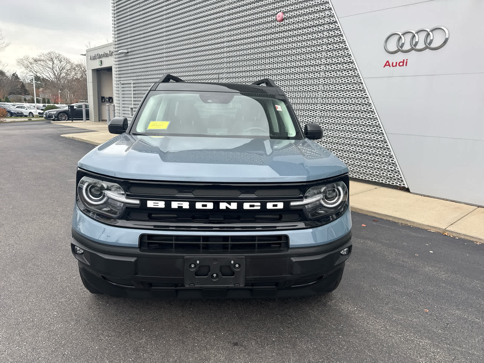 2024 Ford Bronco Sport Outer Banks photo 3