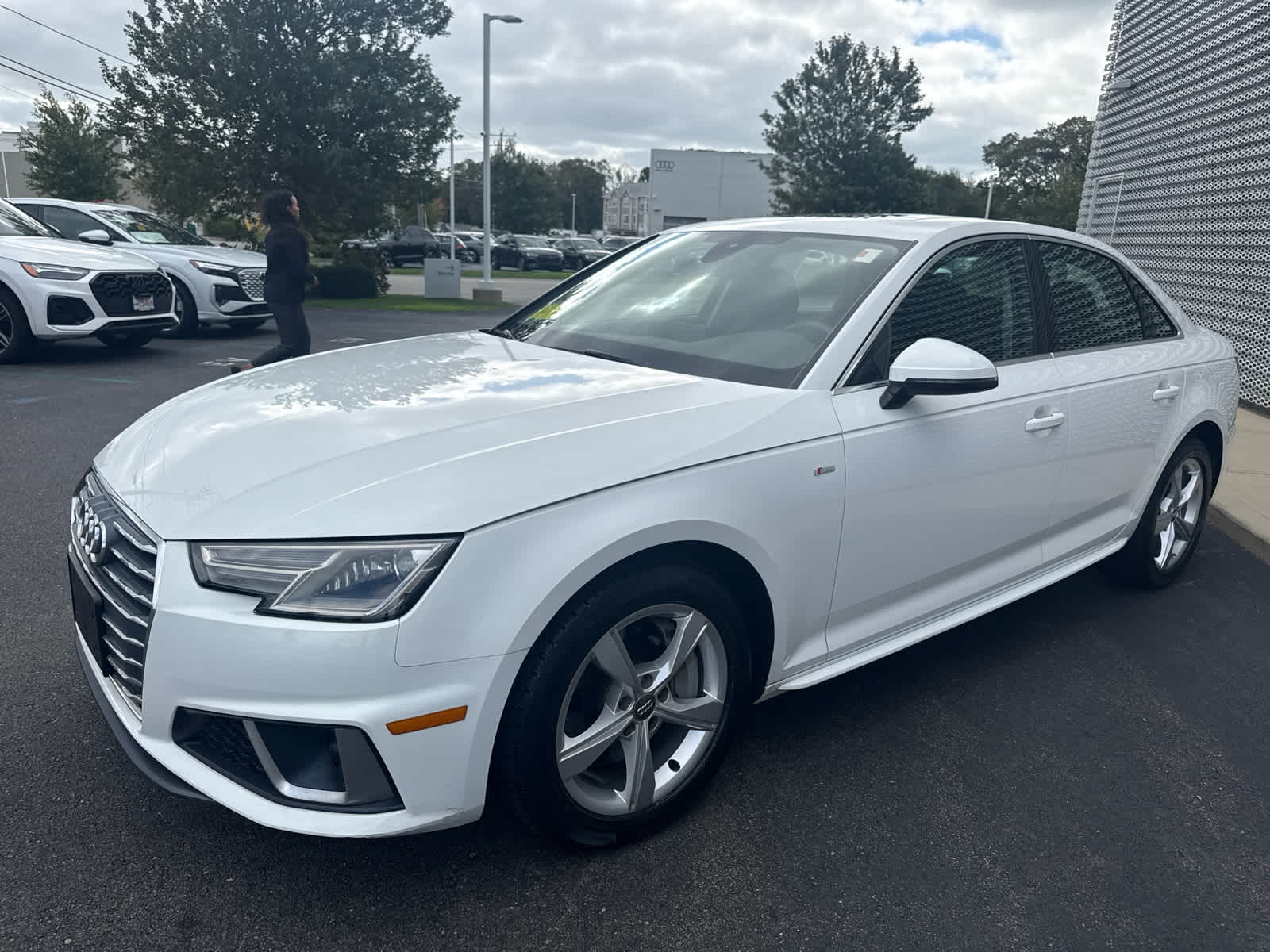 2019 Audi A4 Quattro Premium photo 2