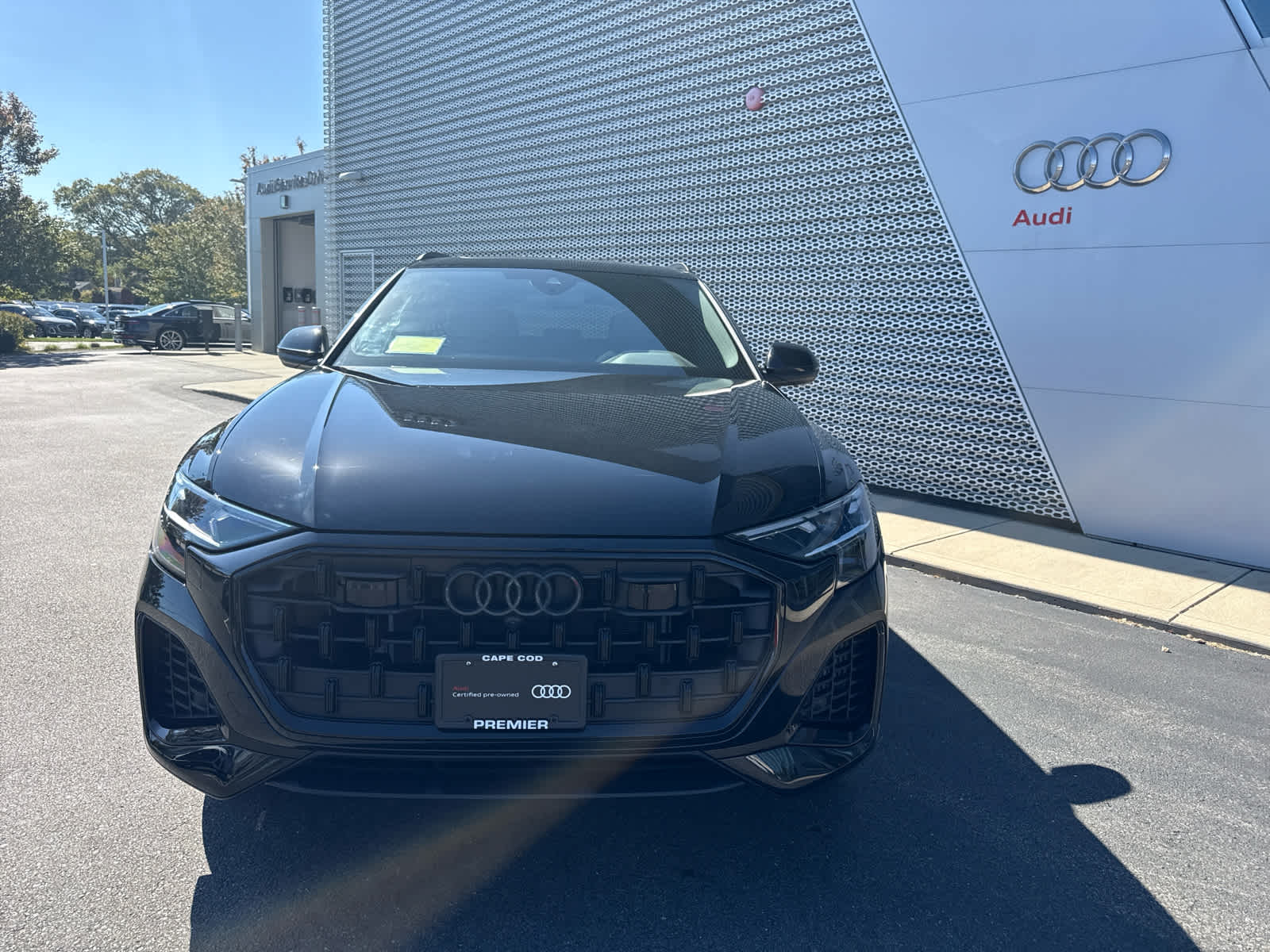 2025 Audi Q8 Premium photo 3