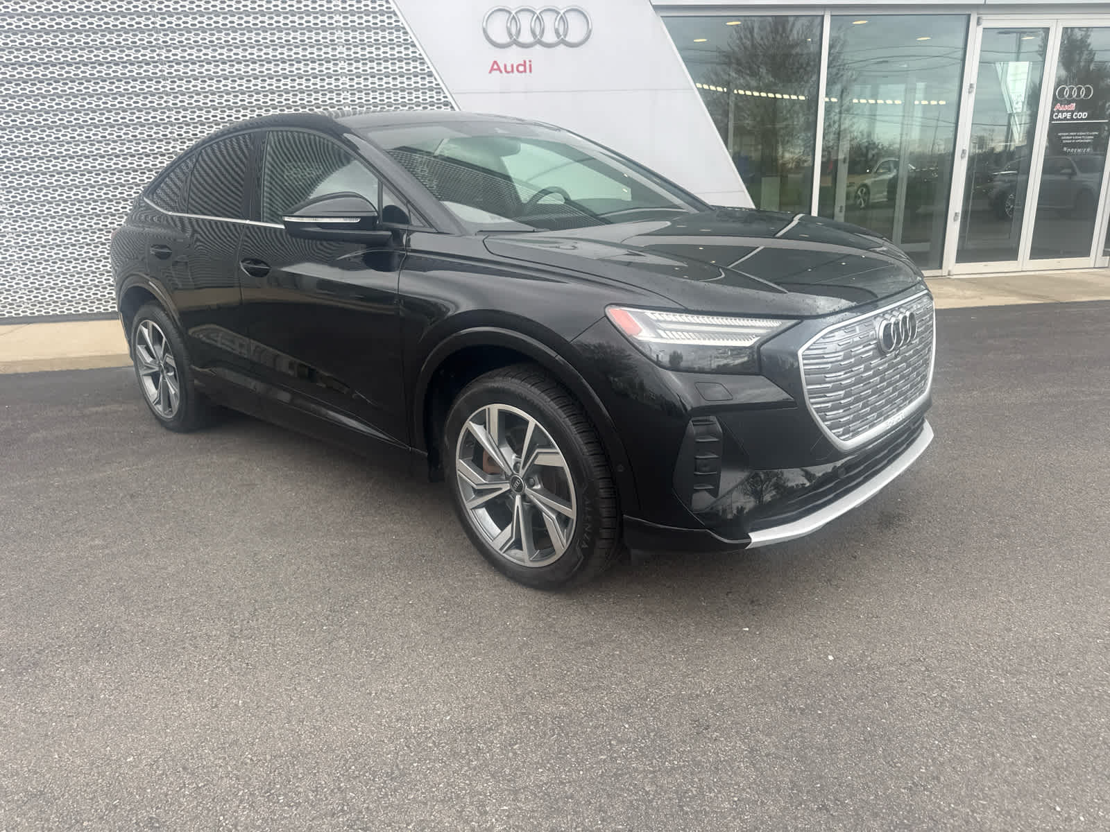 Used 2022 Audi Q4 Sportback e-tron Prestige with VIN WA112BFZ8NP053635 for sale in Barnstable, MA