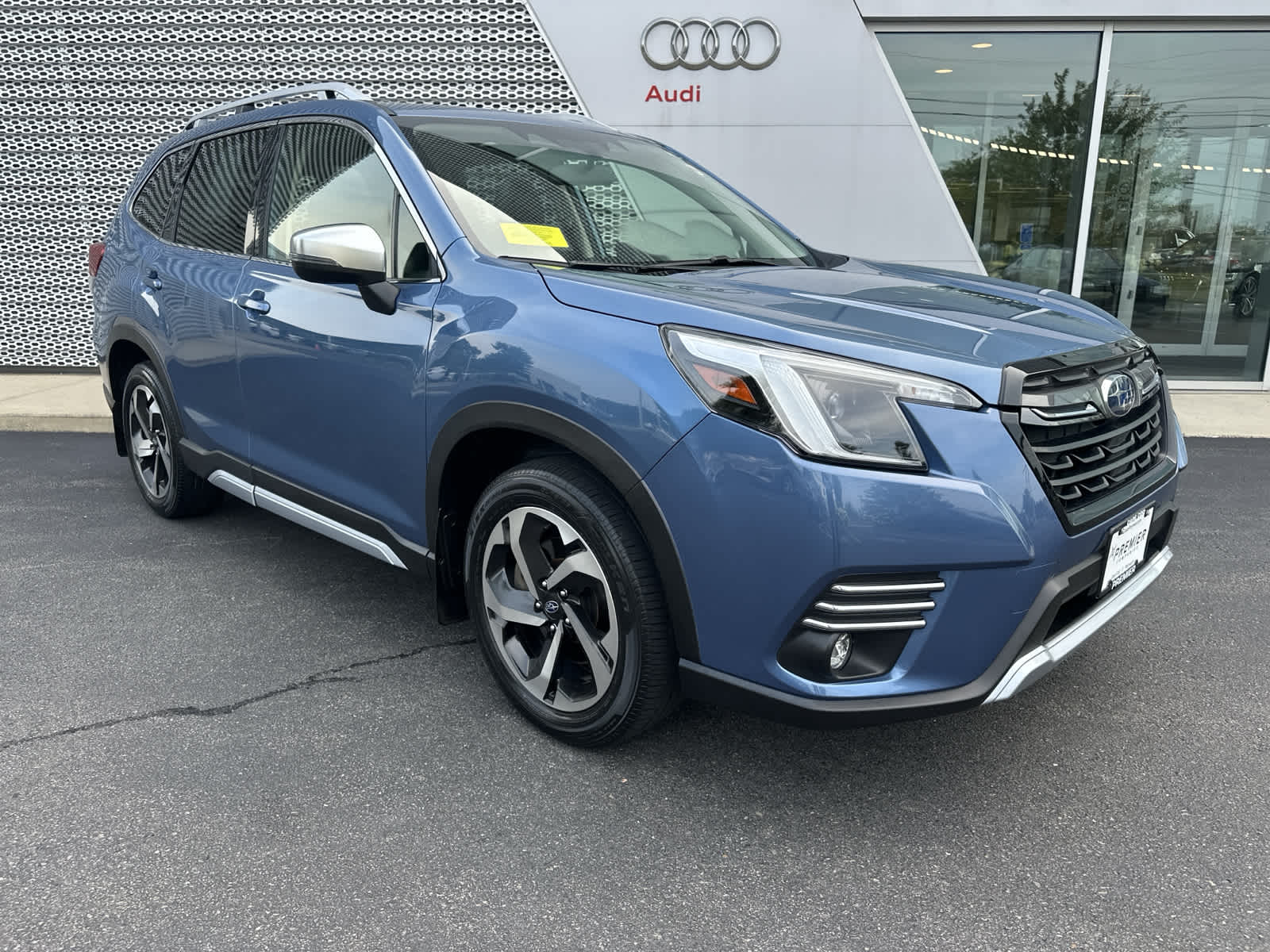 Used 2022 Subaru Forester Touring with VIN JF2SKARC6NH435752 for sale in Hyannis, MA