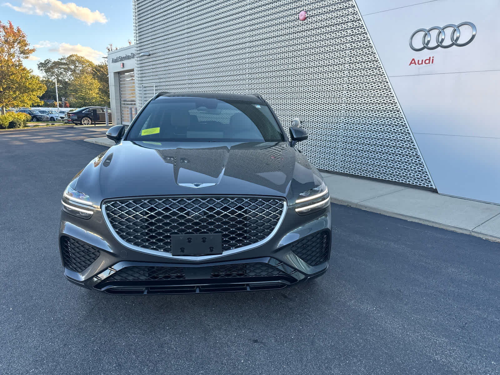 2023 Genesis GV70 2.5T photo 3