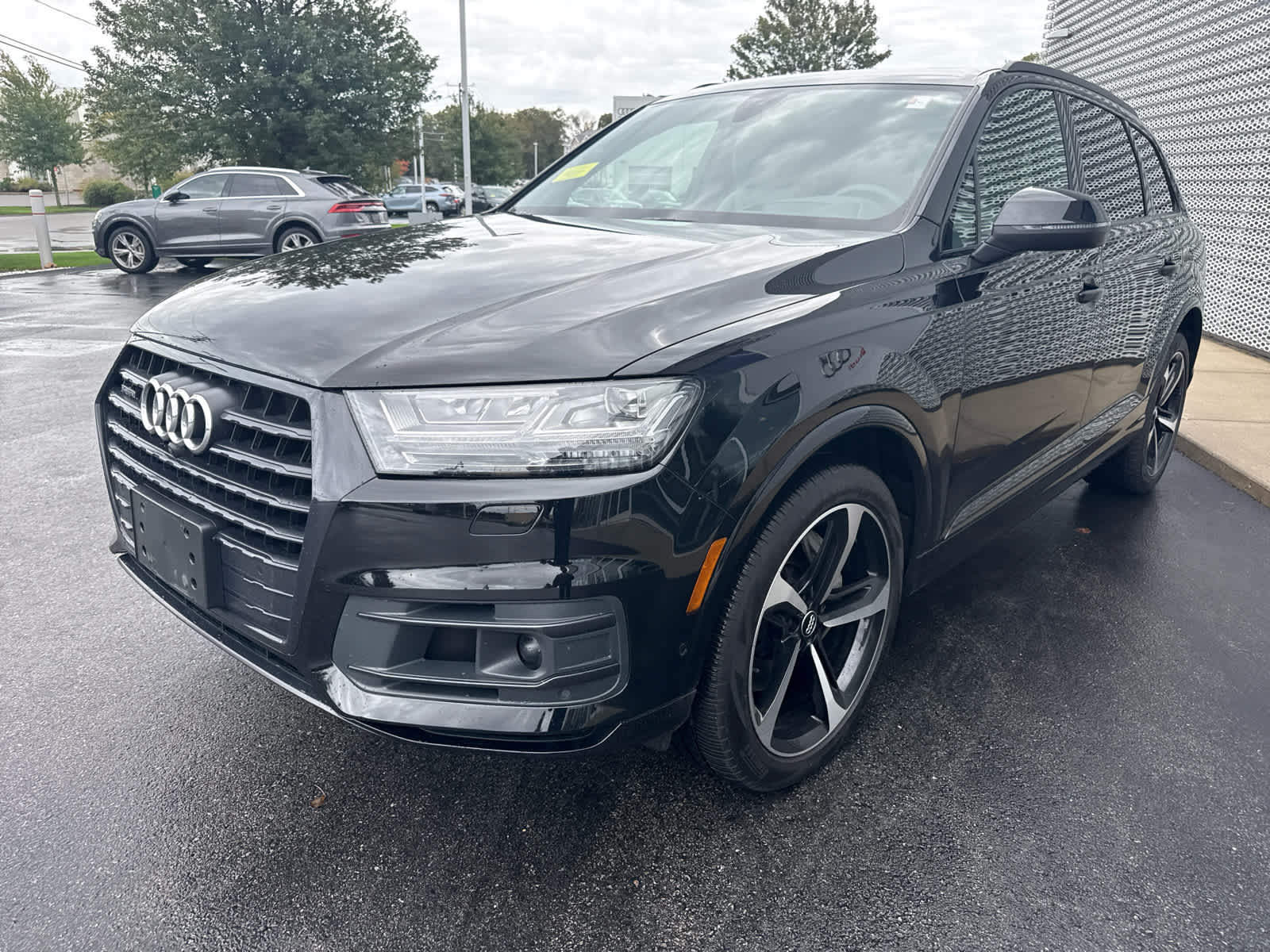 2019 Audi Q7 Prestige photo 3