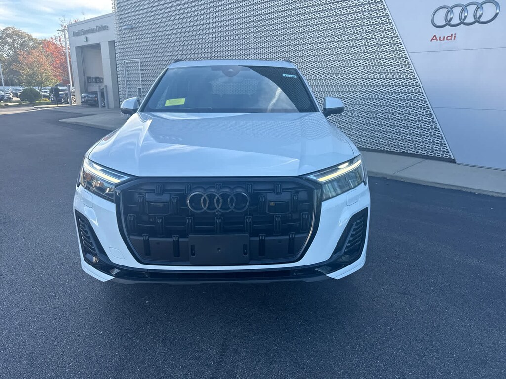 New 2026 Audi Q7 Premium Plus SUV
