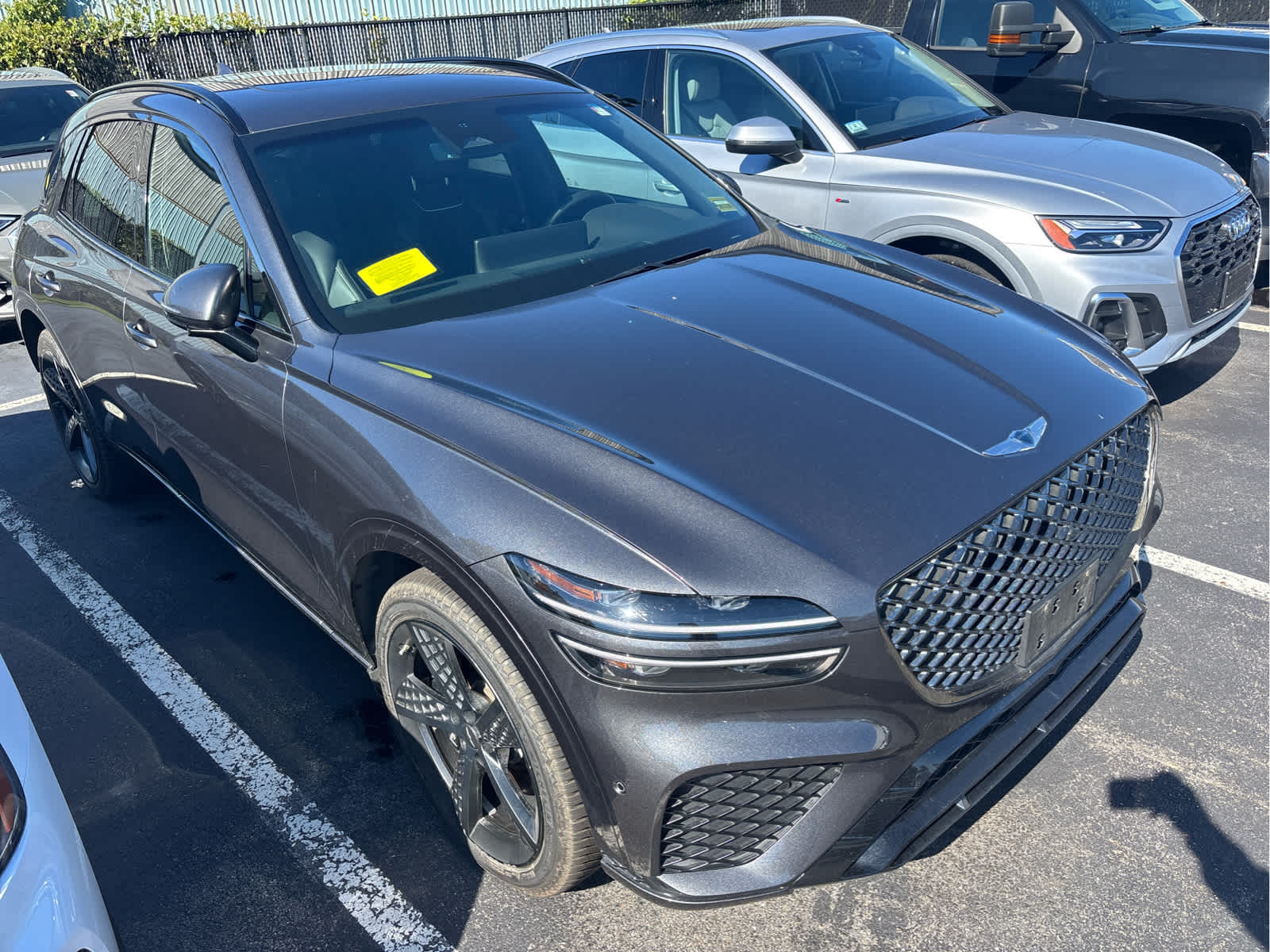 2023 Genesis GV70 2.5T photo 2