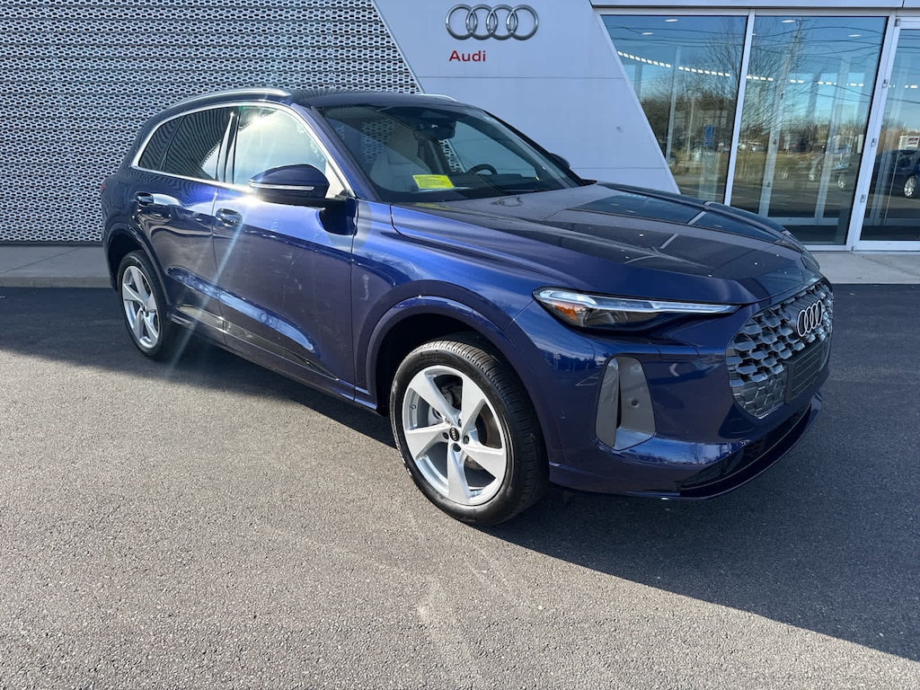 New 2025 Audi Q5 Prestige SUV