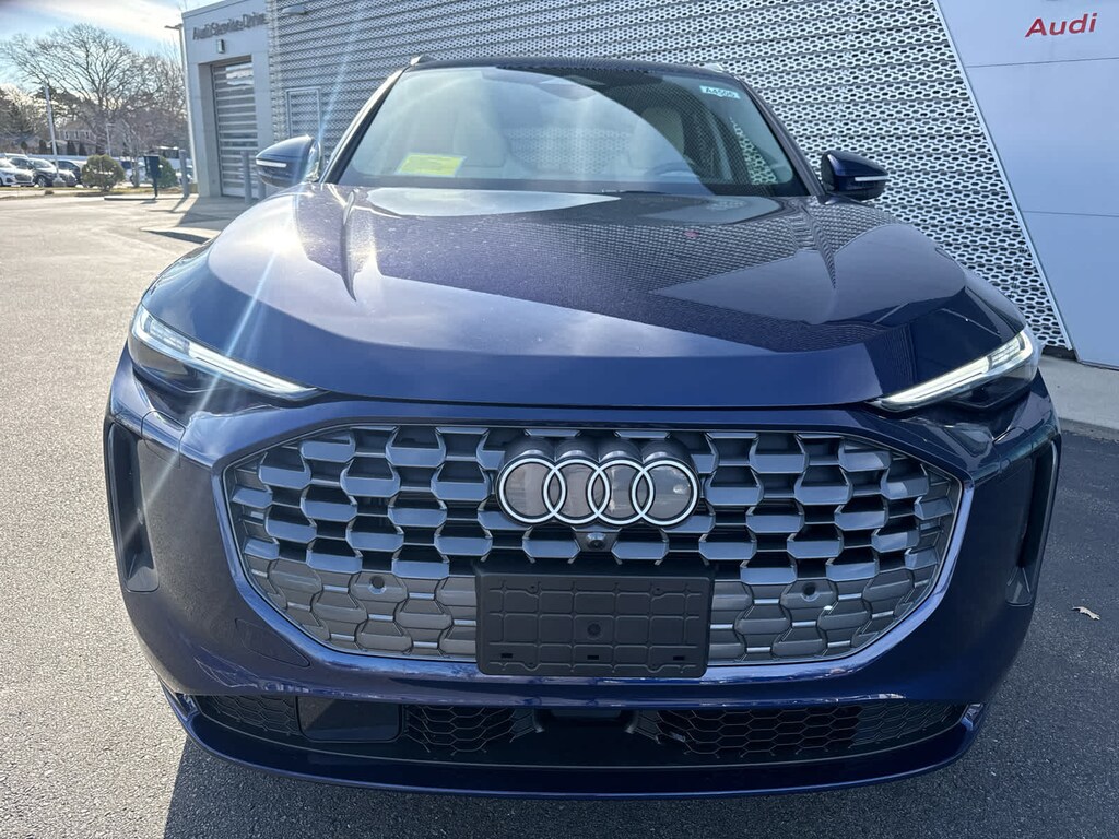 New 2025 Audi Q5 Prestige SUV